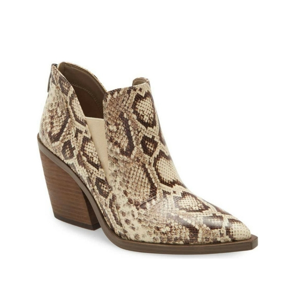 Vinte Camuto Shoes - Vinte Camuto Gadina Block heel booties  Size 8